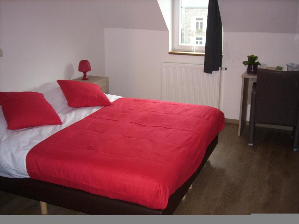 Auberge Le Temps Des Saveurs Paliseul Kamer foto