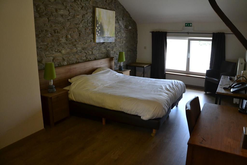 Auberge Le Temps Des Saveurs Paliseul Buitenkant foto
